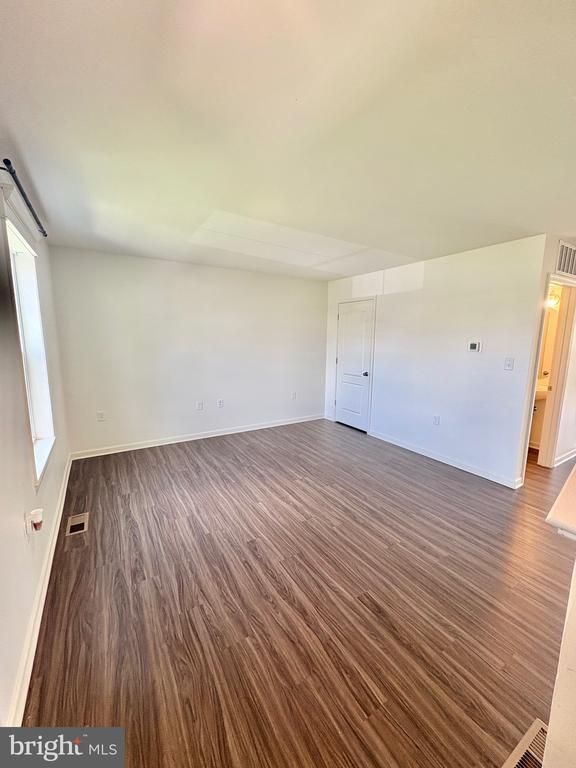property at 284 Wigeon Ct