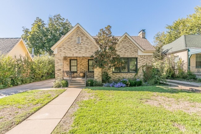 property at 2308 Tremont Ave