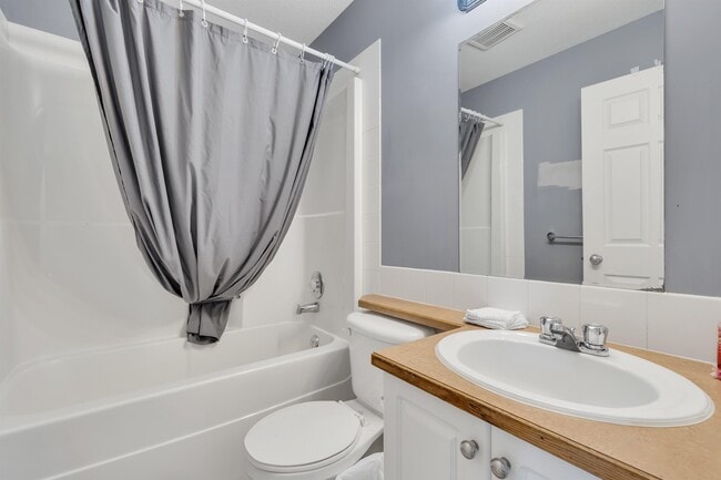 10150-10150 121 Ave in Grande Prairie, AB - Building Photo - Building Photo