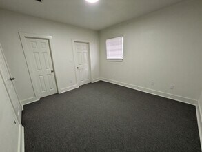 230 Moreland St in Vidor, TX - Building Photo - Building Photo