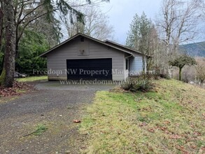 391 Butts Rd in Morton, WA - Building Photo - Building Photo