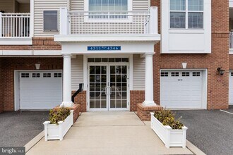 4323 Champions Run in Cherry Hill Township, NJ - Building Photo - Building Photo