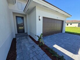 19534 SW 324th St in Homestead, FL - Building Photo