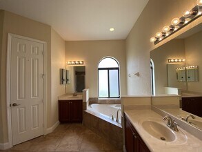 452 Cinnamon Dr in Kissimmee, FL - Building Photo - Building Photo