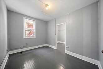 1711 S Laflin St in Chicago, IL - Building Photo - Building Photo