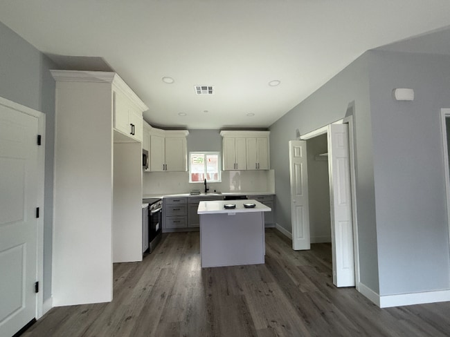 18994 Orange St in Woodbridge, CA - Building Photo - Building Photo