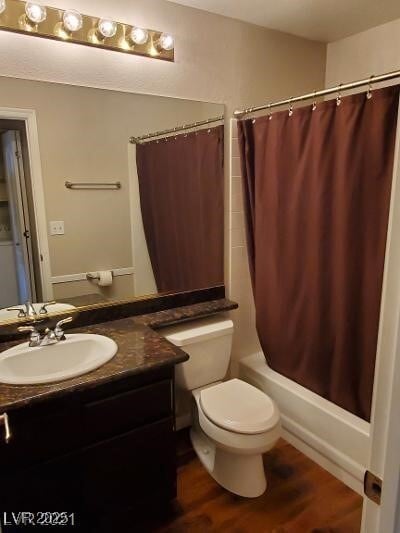 property at 4928 Forest Oaks Dr