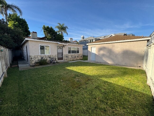 2008 Graham Ave in Redondo Beach, CA - Building Photo - Building Photo