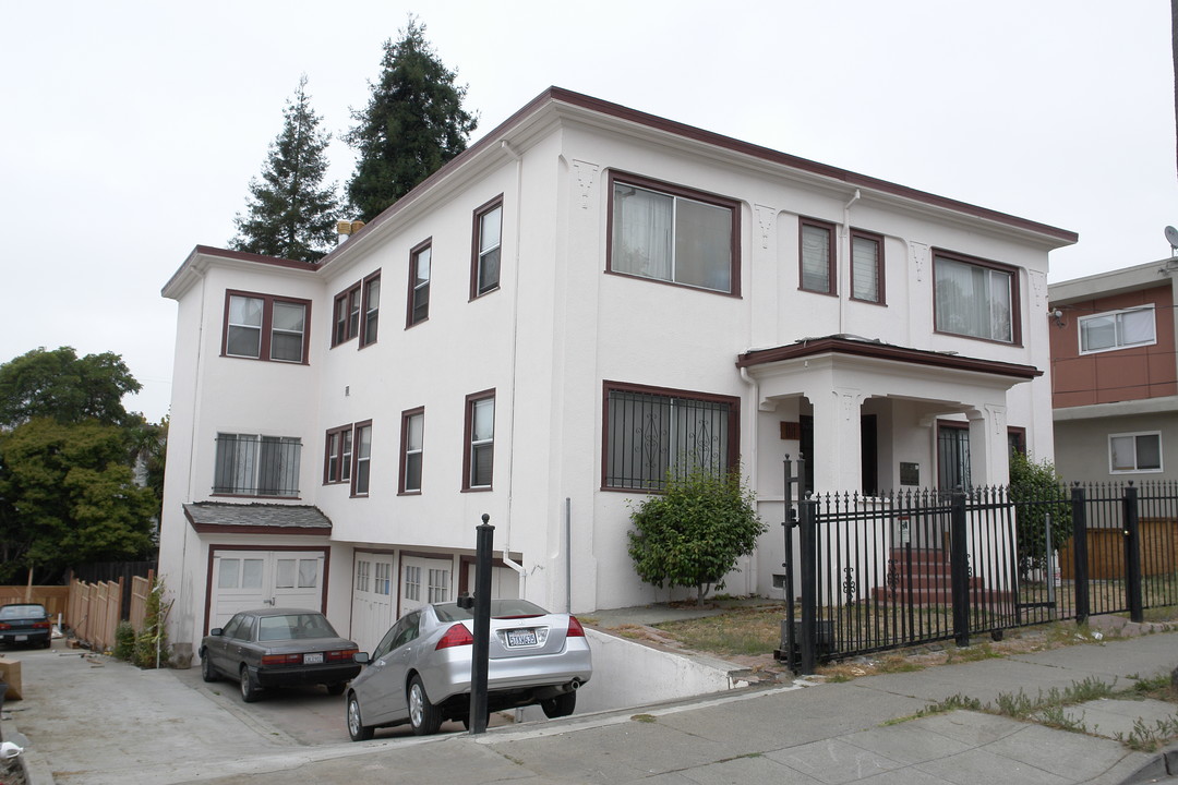 2517-2523 9th Ave in Oakland, CA - Building Photo