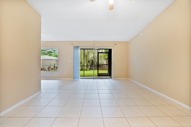 3121 Yorych Ln in Orlando, FL - Building Photo - Building Photo