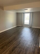 5601 Ashley Oaks Dr in Tampa, FL - Building Photo - Building Photo