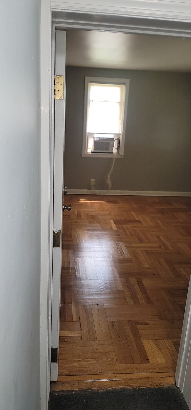 11 Corbin Ct