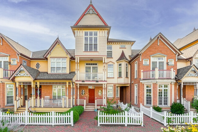 property at 4151 Royal Mews Cir