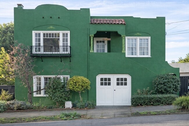 property at 1621 E 38th St