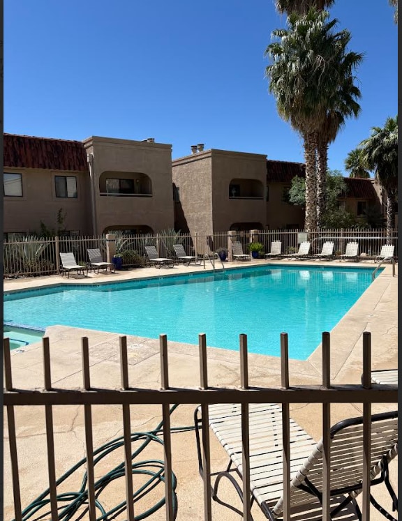 property at 5750 N Camino Esplendora