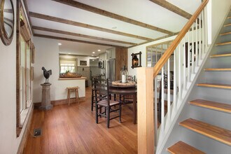 109 Cobble Rd in Salisbury, CT - Building Photo - Building Photo