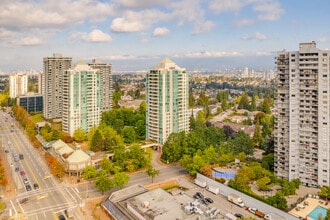 Paramount in Burnaby, BC - Building Photo - Building Photo