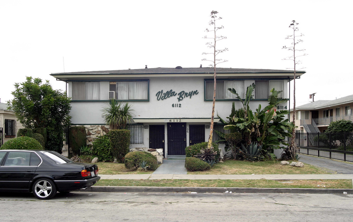 Villa Bryn in Los Angeles, CA - Building Photo