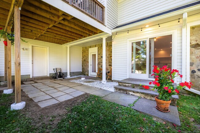 property at 160 Main St