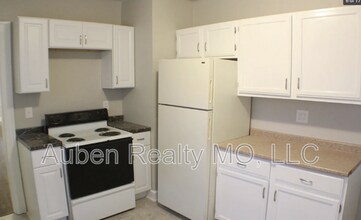 5342 Park Ave in Kansas City, MO - Building Photo - Building Photo