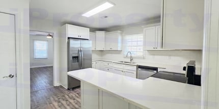 106 Smith St in Princeton, NC - Foto de edificio - Building Photo