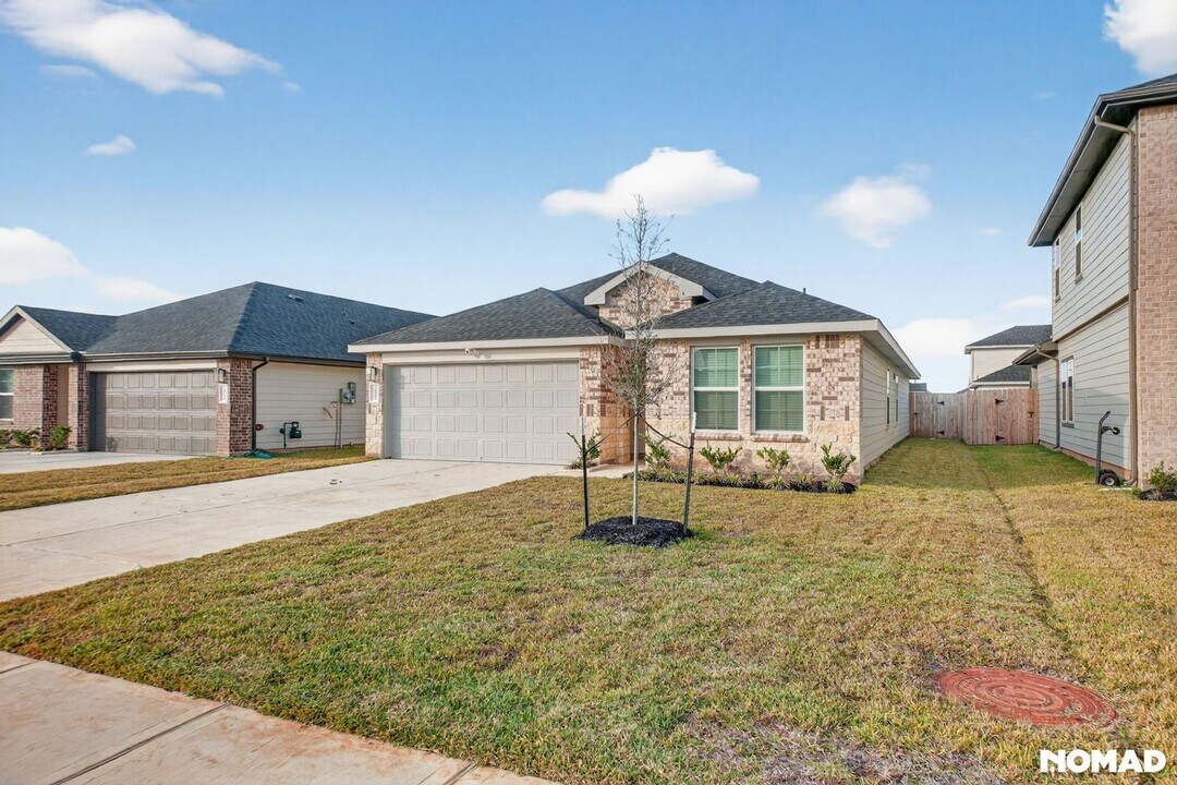 30842 Brightwell Bnd in Fulshear, TX - Foto de edificio