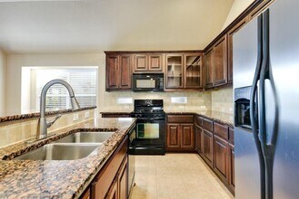 1614 Hidden Springs Path in Round Rock, TX - Building Photo - Building Photo