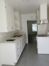 1728 N Hollywood Way, Unit 1728 #A in Burbank, CA - Building Photo - Building Photo