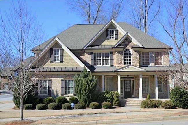 property at 1450 Ashbury Park Dr NE