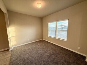 5539 Jade Vly in San Antonio, TX - Building Photo - Building Photo