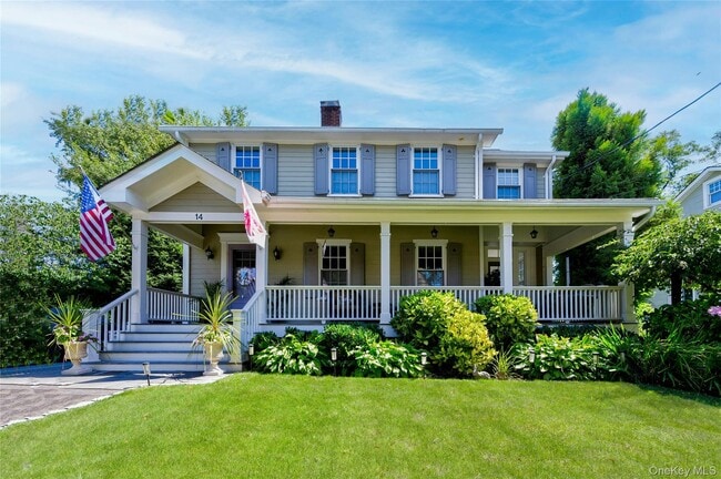 14 Buckingham Pl in Manhasset, NY - Building Photo - Building Photo