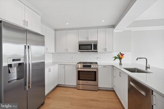 925 N Fairfax St in Alexandria, VA - Building Photo - Building Photo