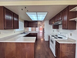 3950 Running Bear Way in Antelope, CA - Building Photo - Building Photo