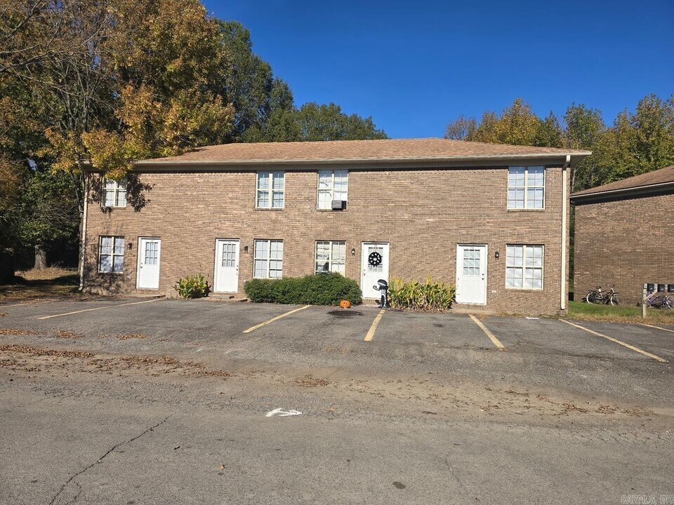 72 Pinto Trail in Greenbrier, AR - Building Photo