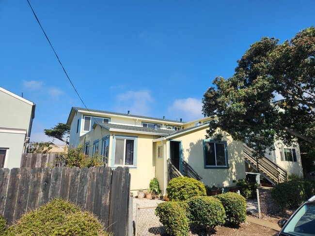 175 San Jose Ave in Pacifica, CA - Building Photo - Building Photo