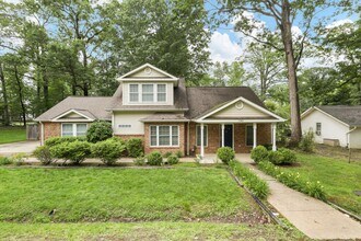 11343 Gunston Rd Way in Lorton, VA - Building Photo - Building Photo