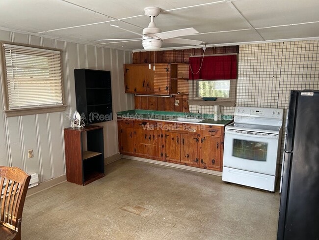 125 E Chappell St in Griffin, GA - Building Photo - Building Photo