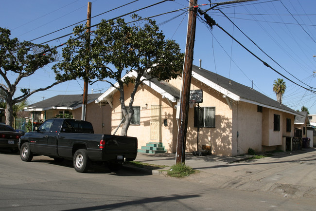 2005-2019 E 15th St