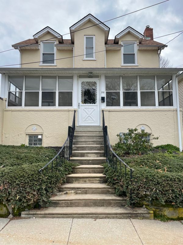 property at 201 Simpson Rd