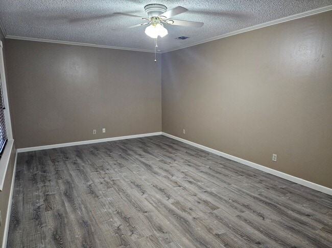 1504 Webb St in Henderson, TX - Building Photo - Building Photo