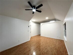 16 N 47th St in McAllen, TX - Building Photo - Building Photo