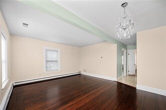 146 Grove St in Providence, RI - Building Photo - Building Photo