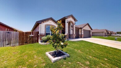 8206 Prescott Dr in Killeen, TX - Building Photo - Building Photo
