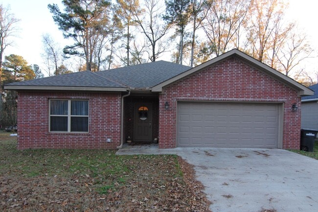 110 Pineview Ave
