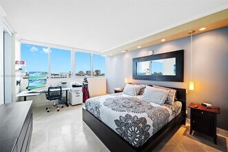 7929 West Dr, Unit 703 in North Bay Village, FL - Foto de edificio - Building Photo