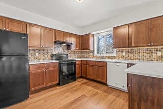 1302 N Gammon Rd in Middleton, WI - Building Photo - Building Photo