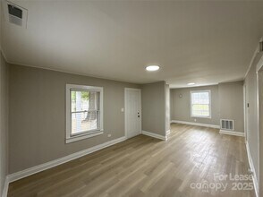1120 N Ransom St in Gastonia, NC - Building Photo - Building Photo