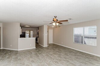3142 Clipper Winds Way in Houston, TX - Building Photo - Building Photo