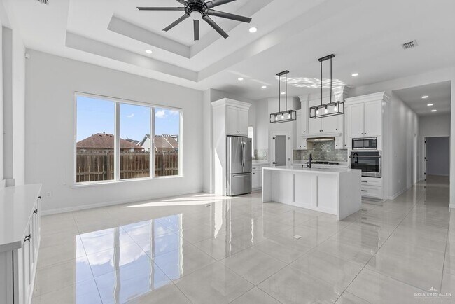 16 Hana Dr in Brownsville, TX - Building Photo - Building Photo