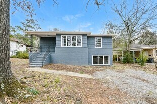 8436 9th Ave S in Birmingham, AL - Building Photo